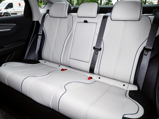 2023 BYD Destroyer 05 Electric Vehicle 5-seater Sedan Hybrid EV with 120 km Dm-i Model